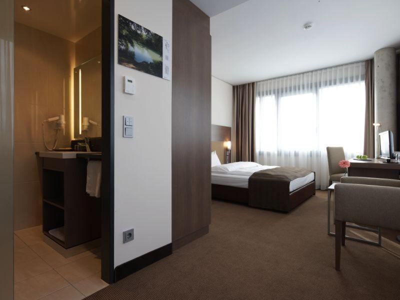 Intercityhotel 4*