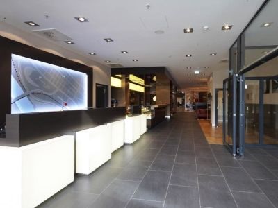 Intercityhotel Hotel 4*